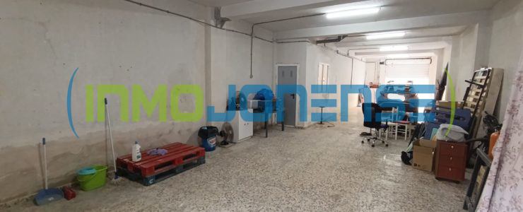 Local-cochera 120 m²